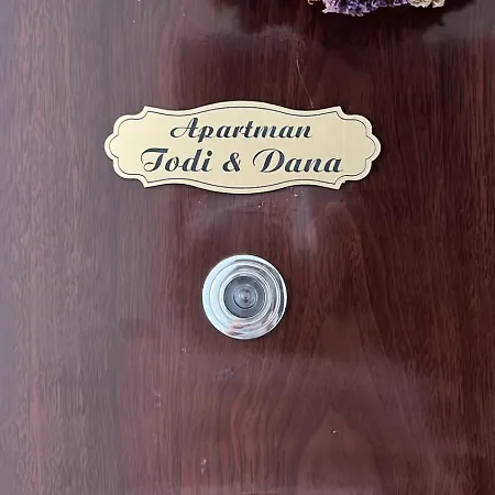 Todi & Dana Apartment *