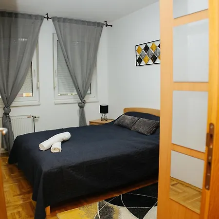 Apartment Todi & Dana